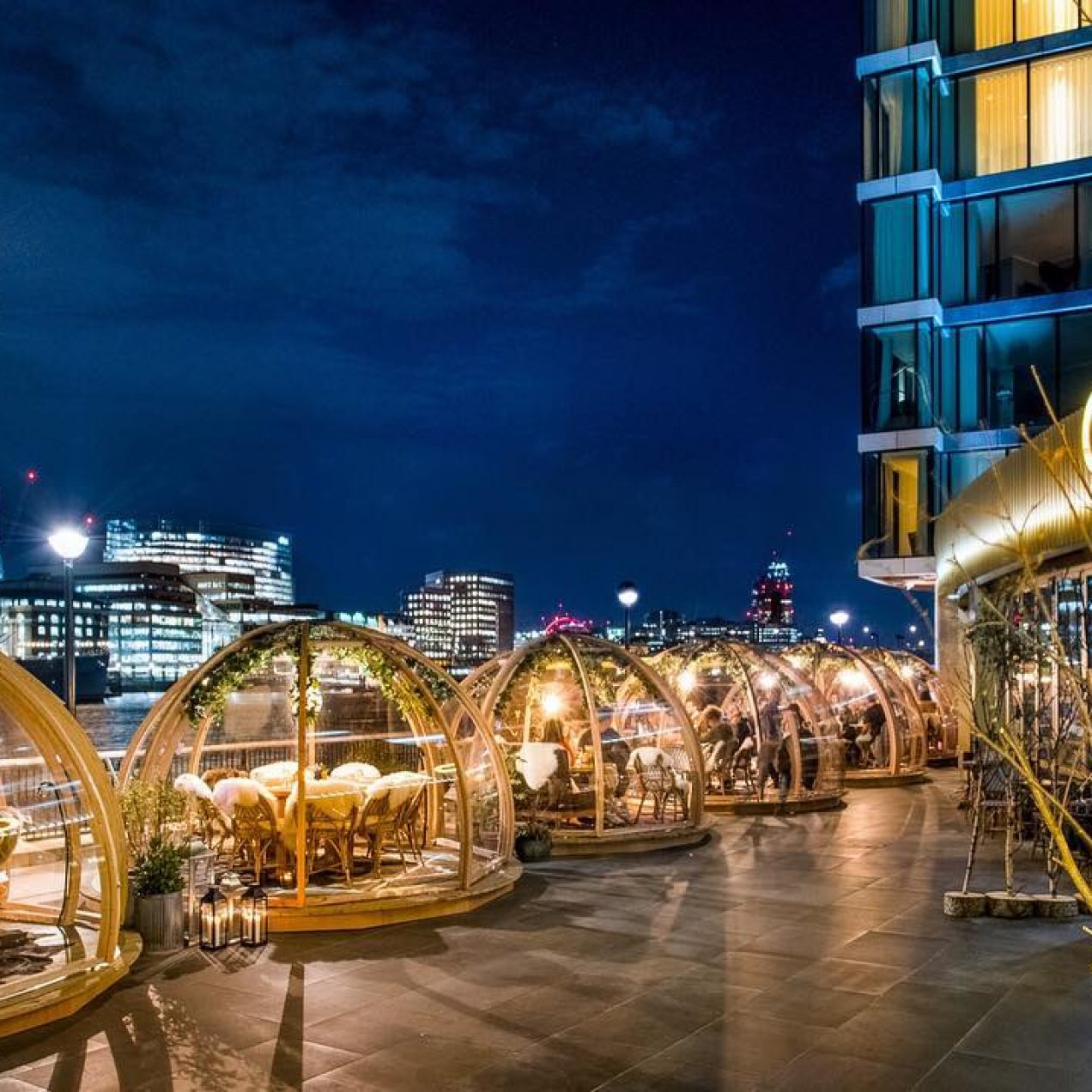 Des bulles chauffées pour se restaurer et profiter de la beauté de la ville de Londres